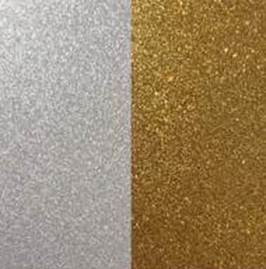 Oberflächenmuster mit Kristallpulver in Silber und Gold